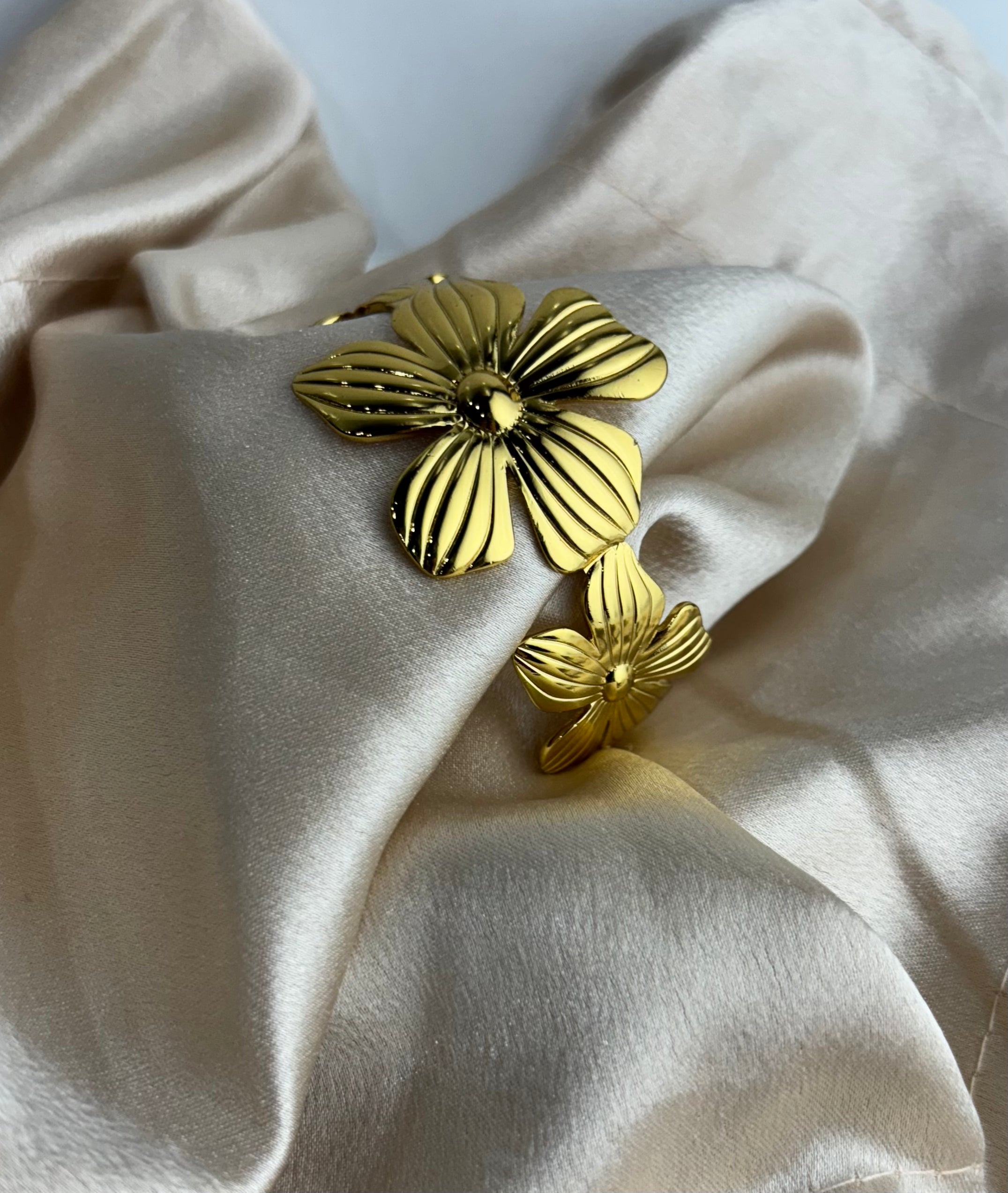 Flora Handcuff Bracelet