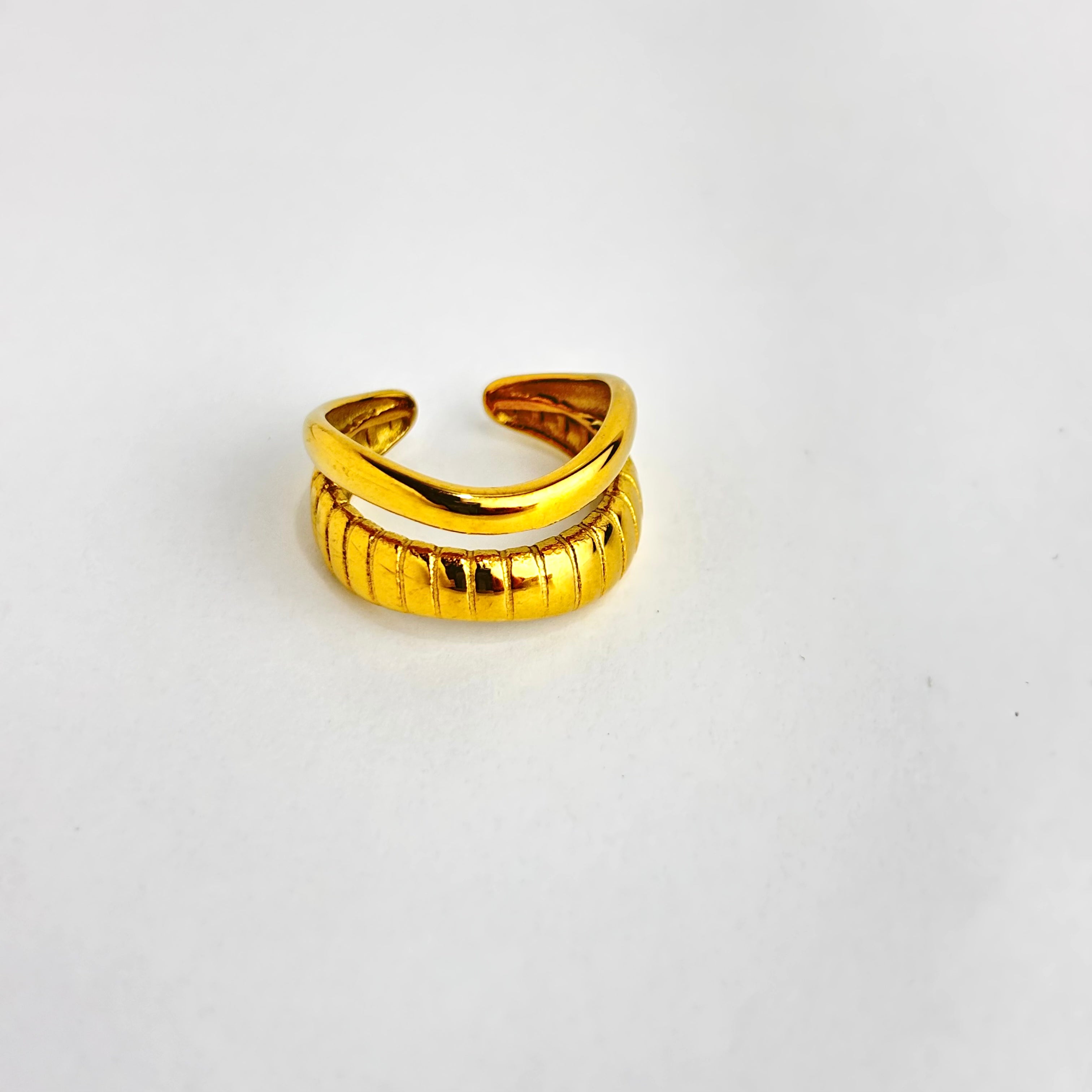 Double String Ring