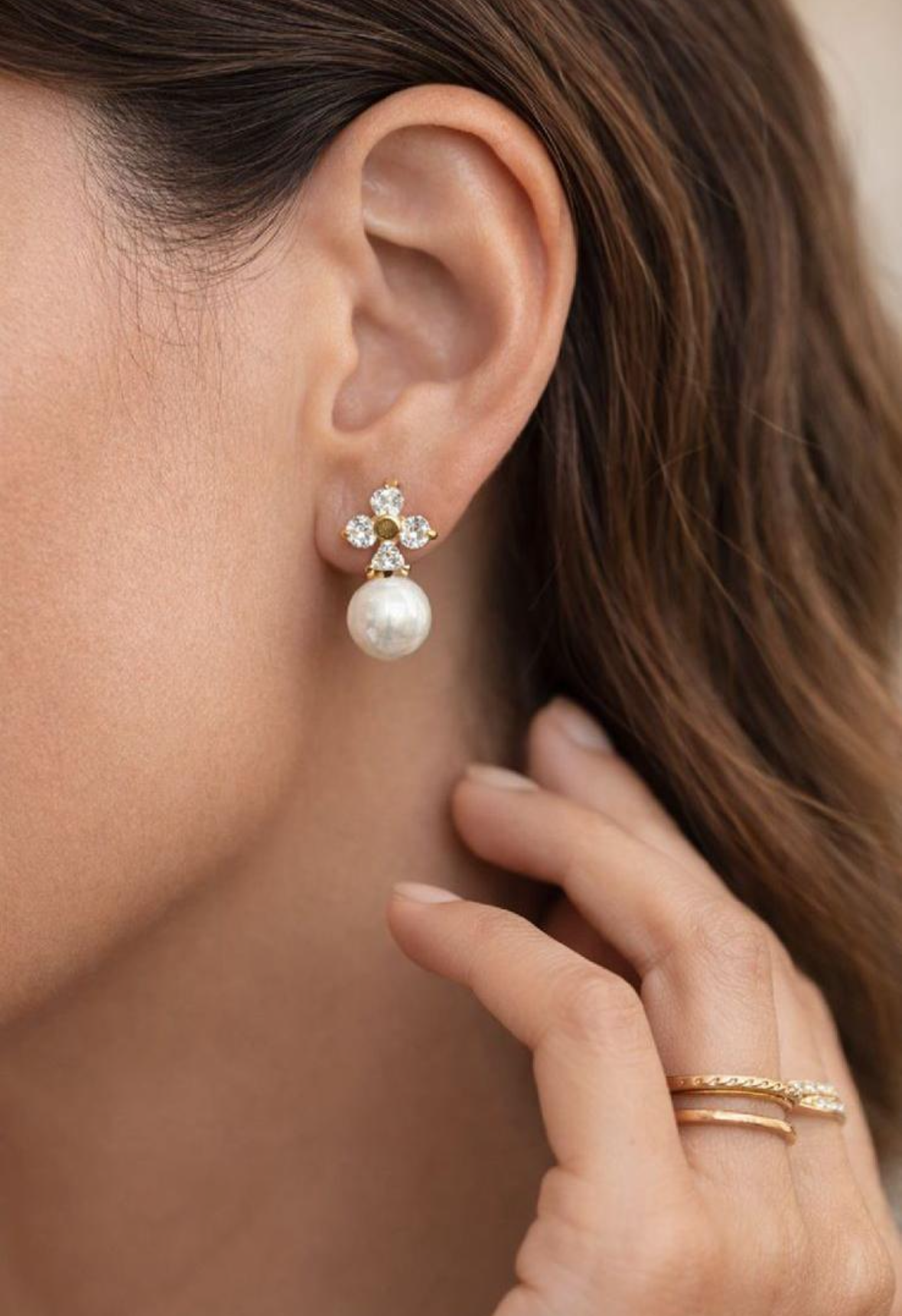 Pearl studs