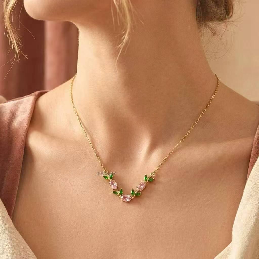Tulip Neckchain