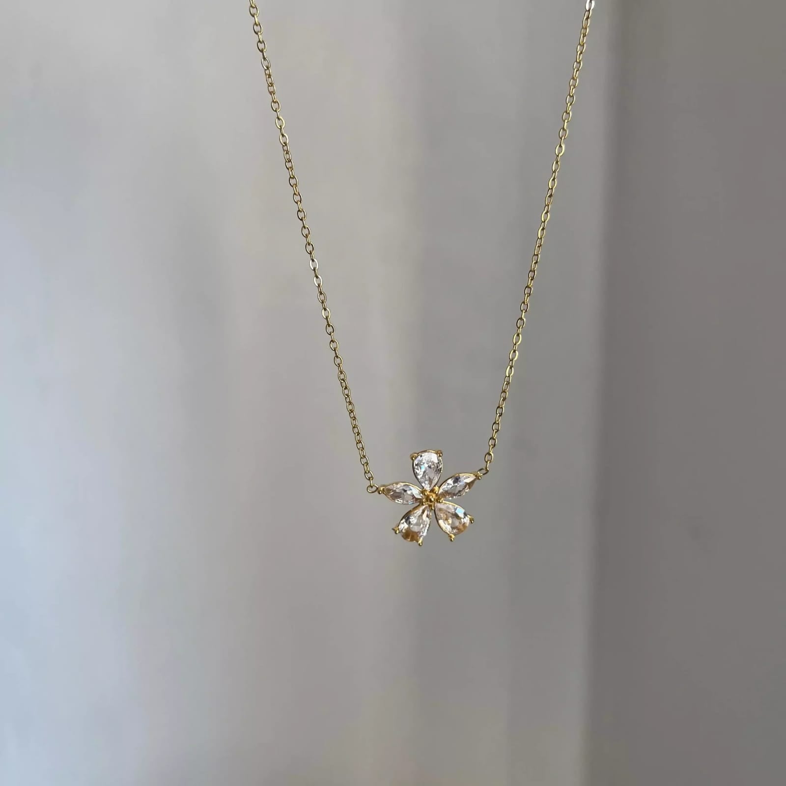 The Solitaire Daisy