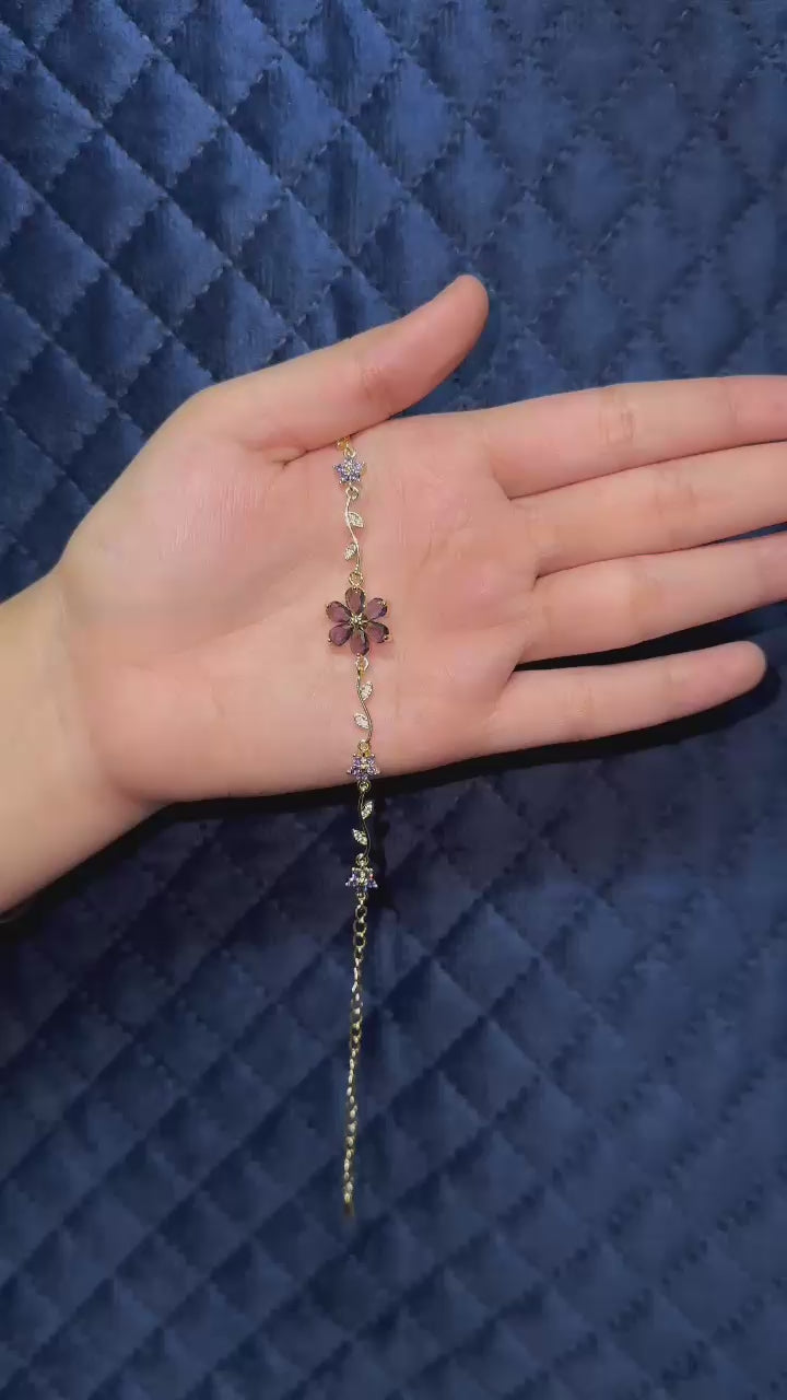 Hibiscus Bracelet (Purple)
